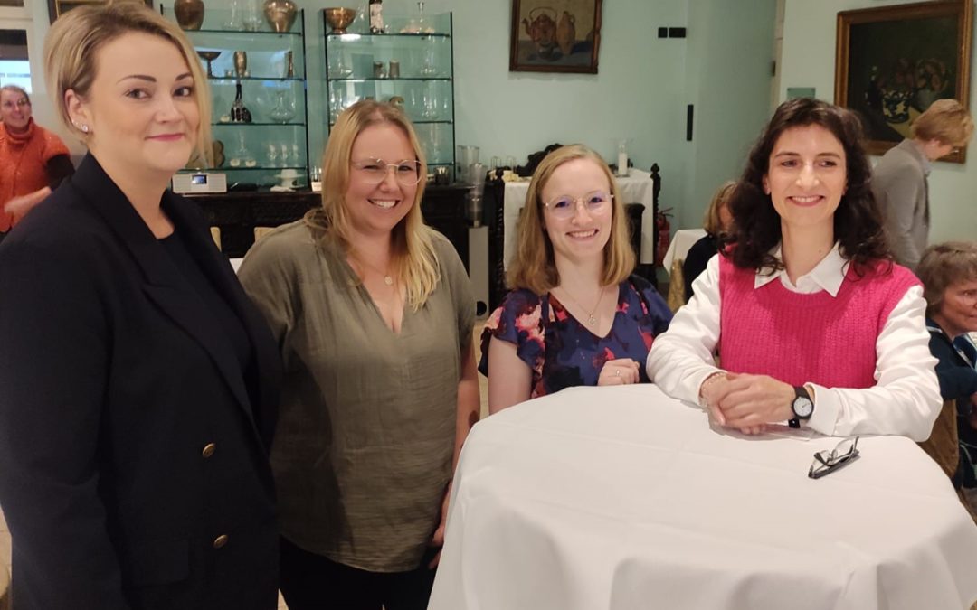 Handwerksmeisterinnen reden Tacheles beim Clubabend